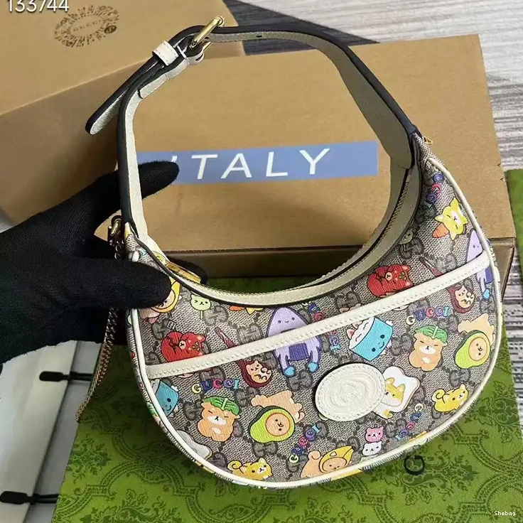 2305HT0022 Bag Gucci 0510